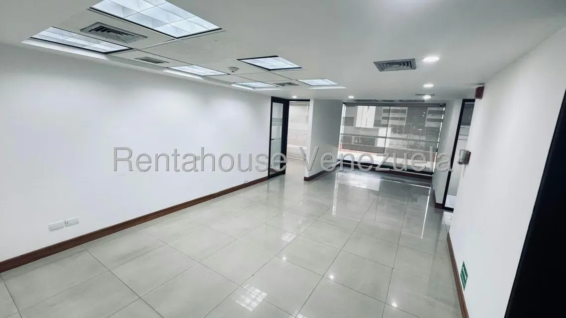 Oficina en Venta en El Rosal, Distrito Metropolitano - 11