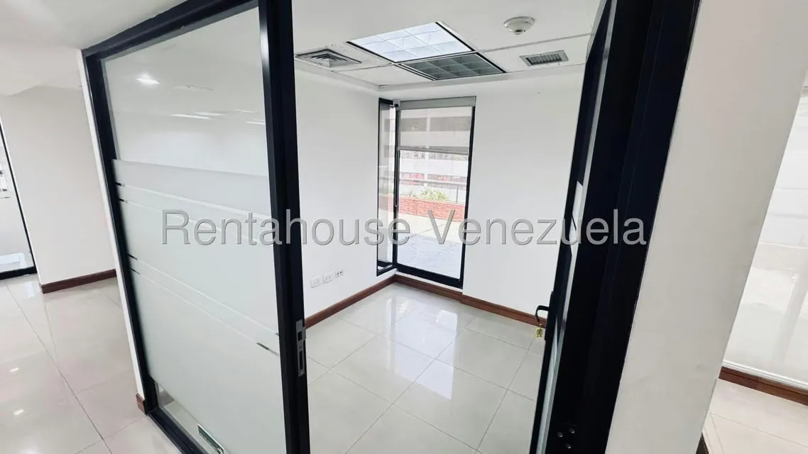 Oficina en Venta en El Rosal, Distrito Metropolitano - 16