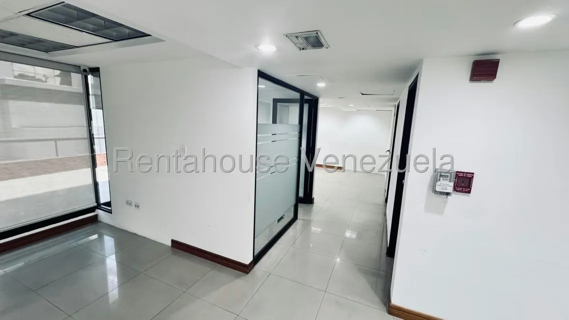 Oficina en Venta en El Rosal, Distrito Metropolitano - 17
