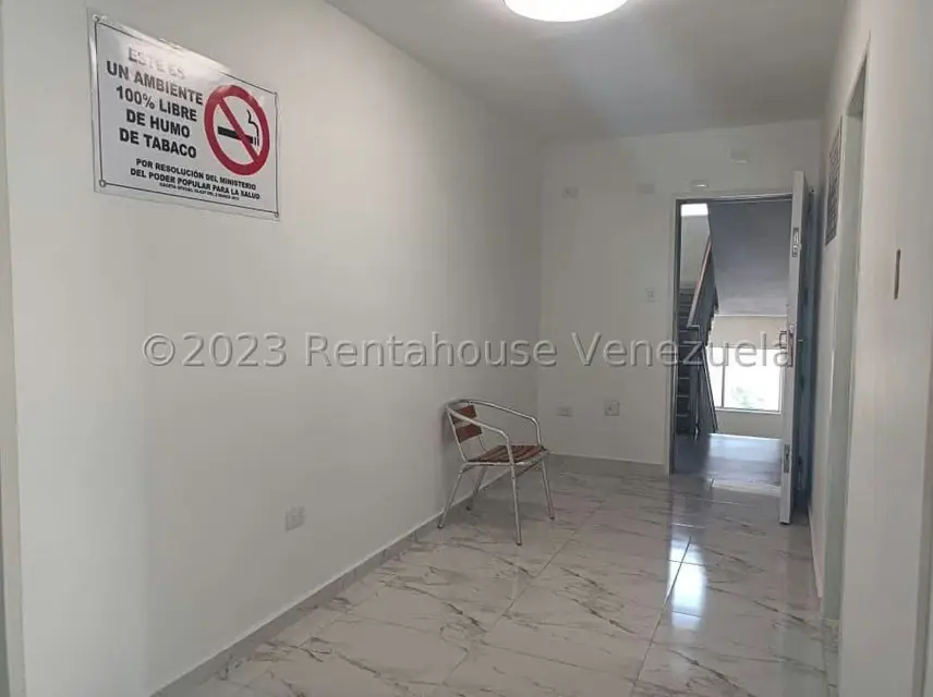 Consultorio Medico en Alquiler en Avenida Bolivar Norte, Carabobo - 14