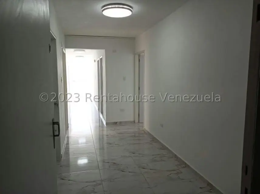 Consultorio Medico en Alquiler en Avenida Bolivar Norte, Carabobo - 5