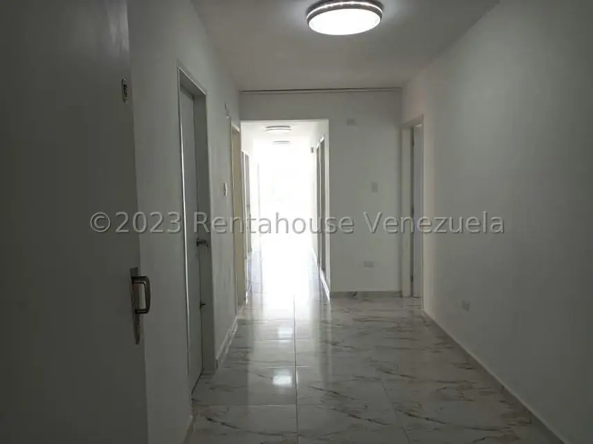Consultorio Medico en Alquiler en Avenida Bolivar Norte, Carabobo - 8