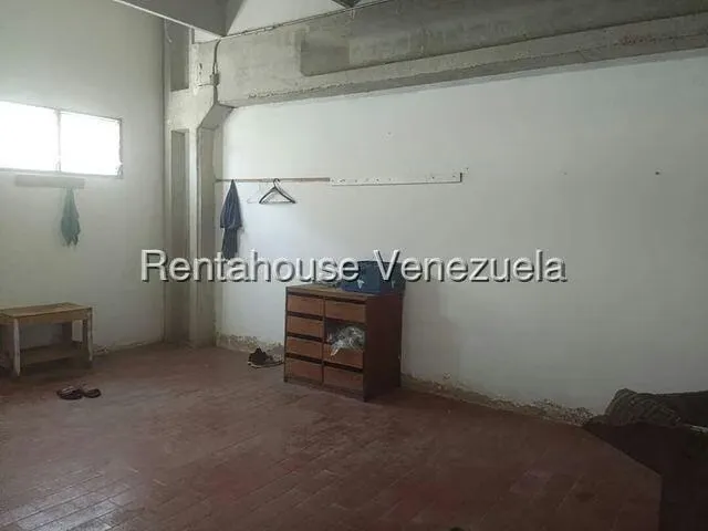 Galpon - Deposito en Venta en Sector Industrial Cloris, Miranda - 52