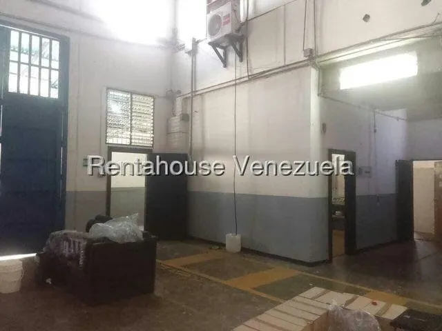 Galpon - Deposito en Venta en Sector Industrial Cloris, Miranda - 54