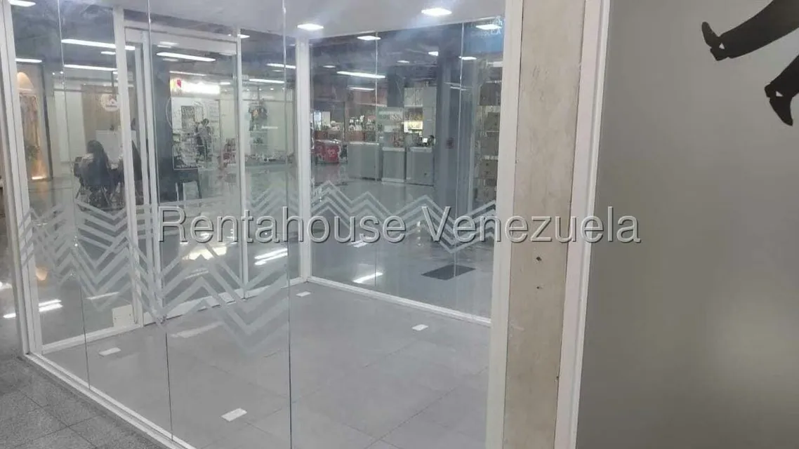 Local Comercial en Alquiler en Chacao, Distrito Metropolitano - 11