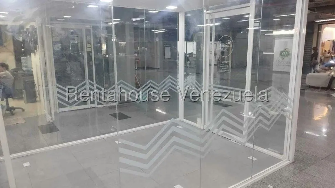Local Comercial en Alquiler en Chacao, Distrito Metropolitano - 12