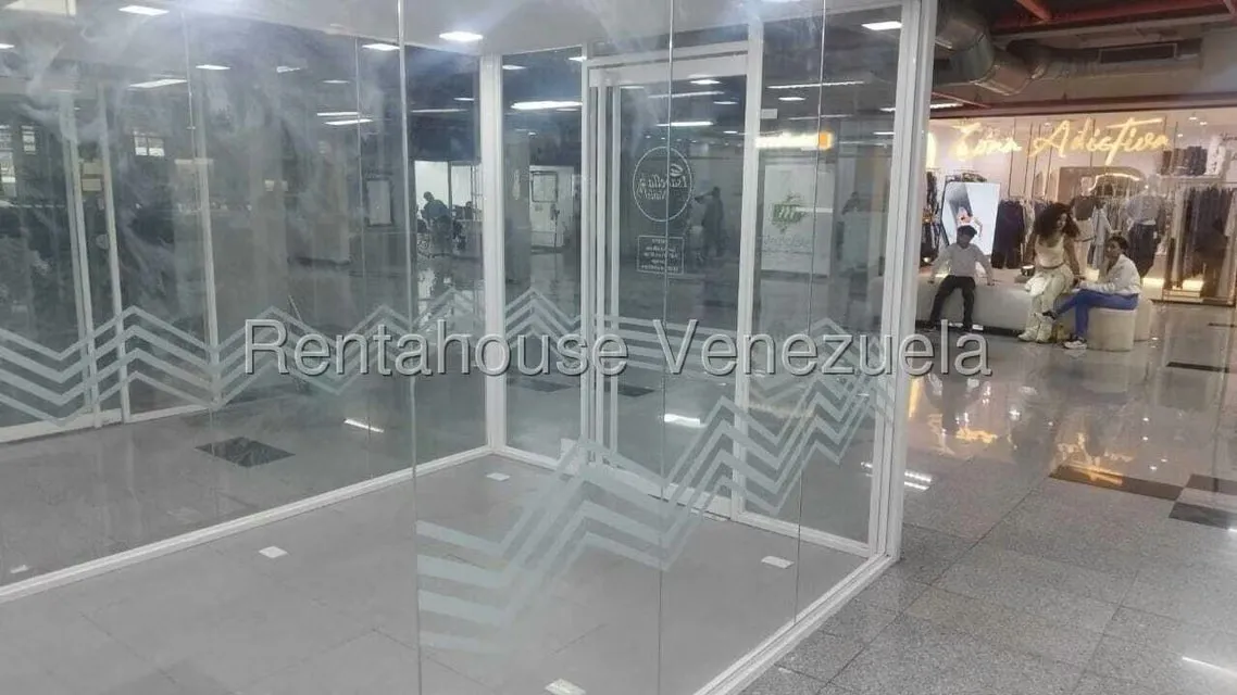 Local Comercial en Alquiler en Chacao, Distrito Metropolitano - 13