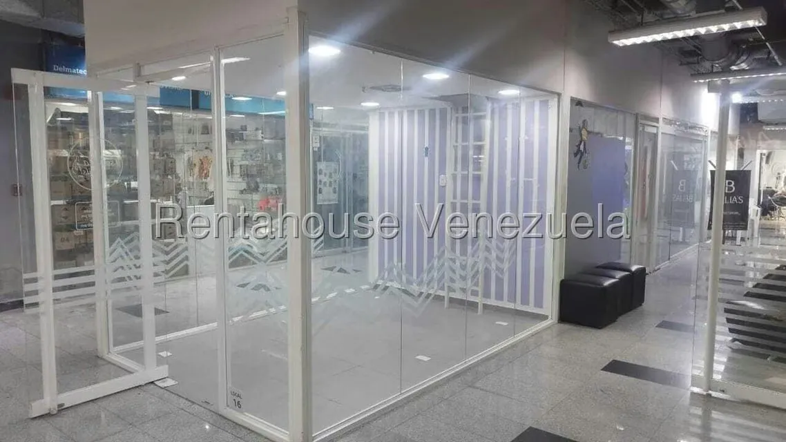 Local Comercial en Alquiler en Chacao, Distrito Metropolitano - 3