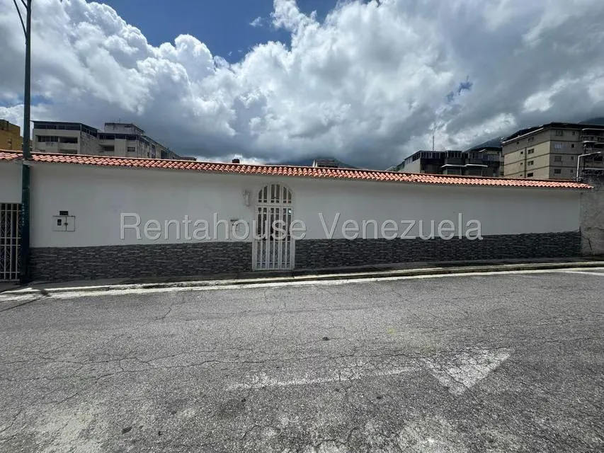 Casa (1 Nivel) en Venta en El Marques, Distrito Metropolitano - 3