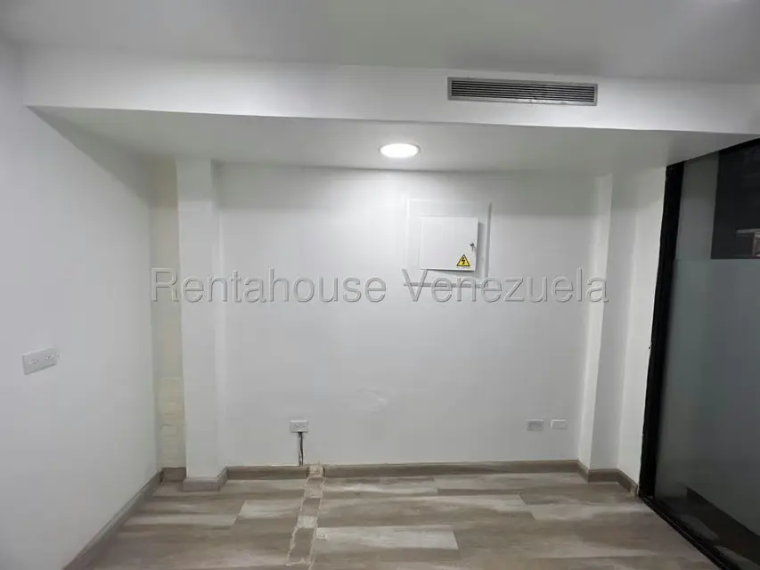 Local Comercial en Venta en La Castellana, Distrito Metropolitano - 3