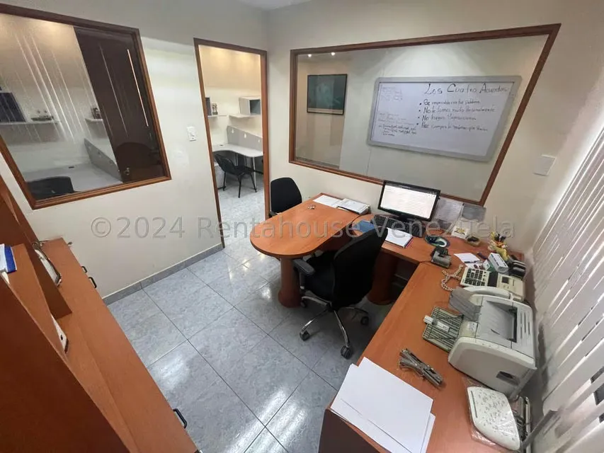 Local Comercial en Alquiler en Sabana Grande, Distrito Metropolitano - 12