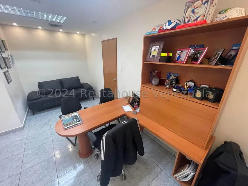 Local Comercial en Alquiler en Sabana Grande, Distrito Metropolitano - 7
