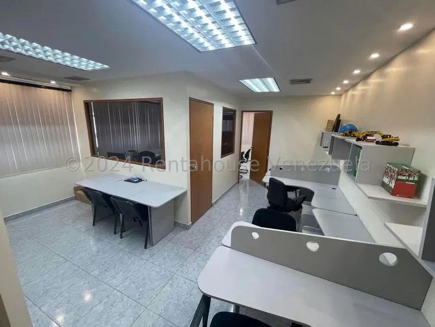 Local Comercial en Alquiler en Sabana Grande, Distrito Metropolitano - 8