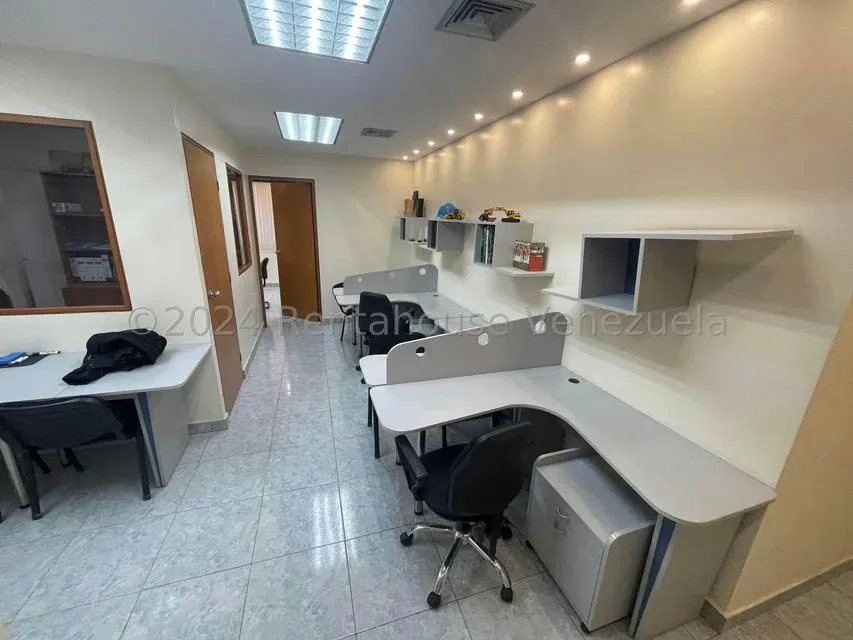 Local Comercial en Alquiler en Sabana Grande, Distrito Metropolitano - 9
