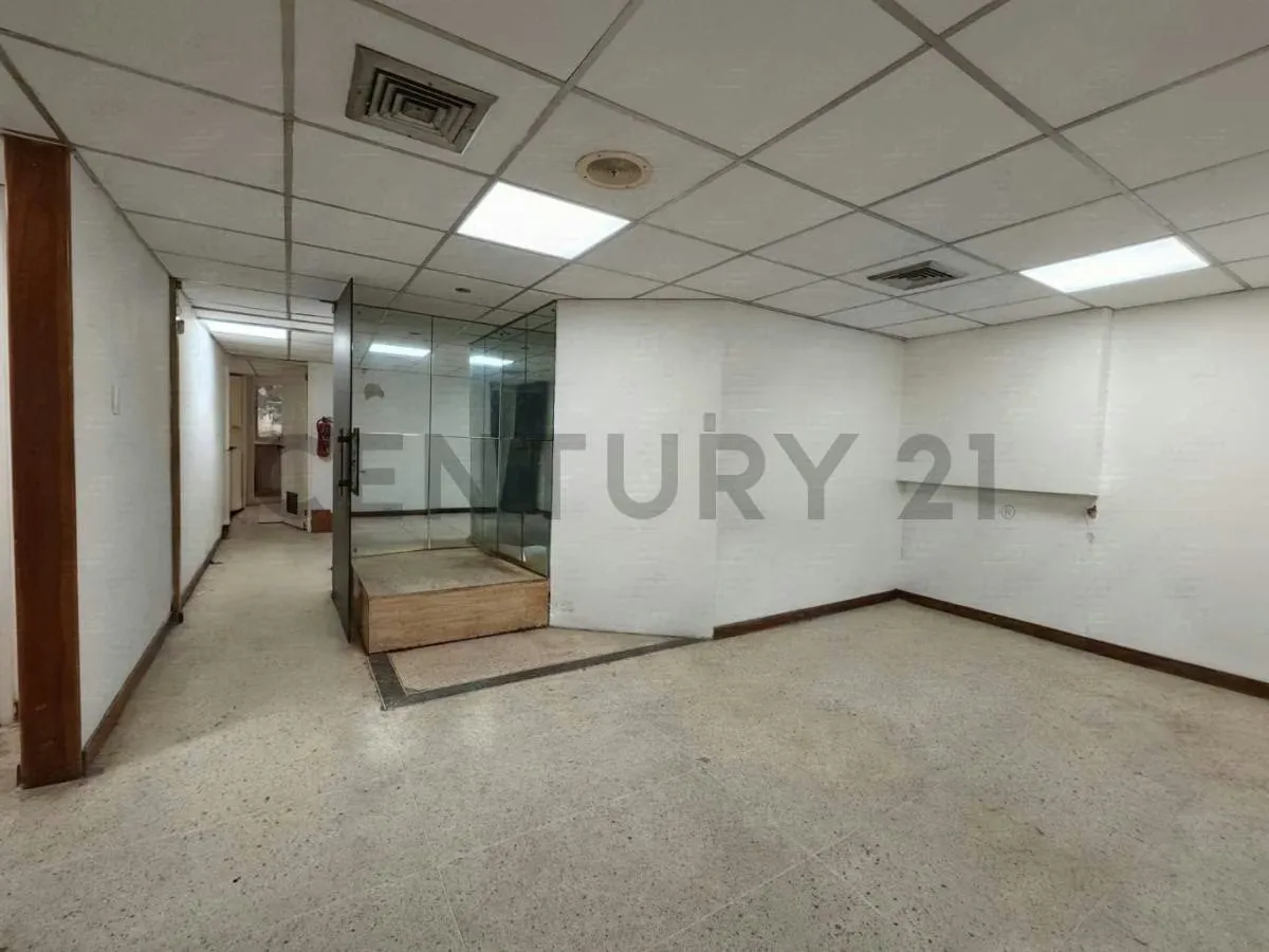 Alquiler de Oficina Av libertador Caracas