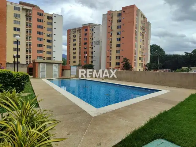 SE VENDE APARTAMENTO EN DORAL COUNTRY OBRA BLANCA EL RINCON NAGUANAGUA