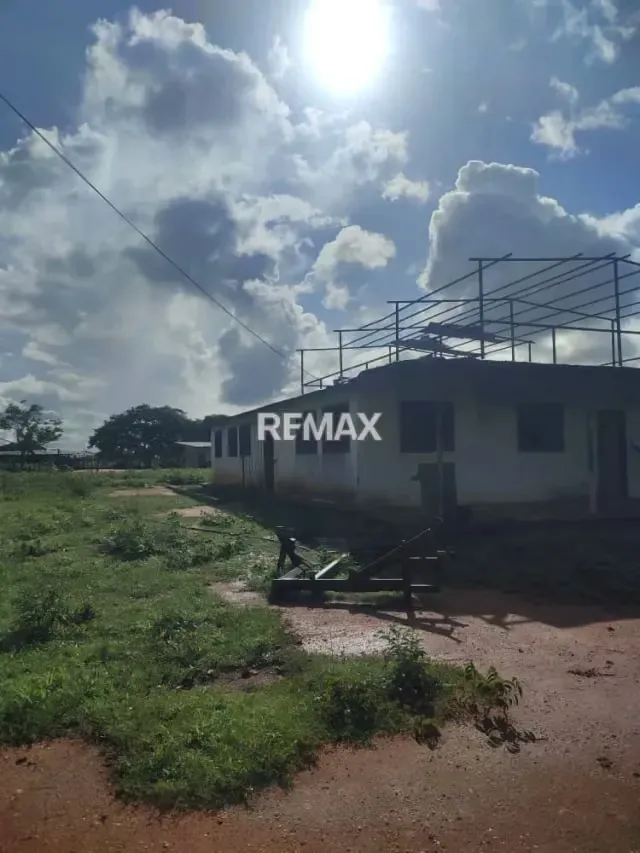 Bello Terreno agricola tipo finca con amplia Casa ubicado En El Tigre Estado Anzaotegui. - 12