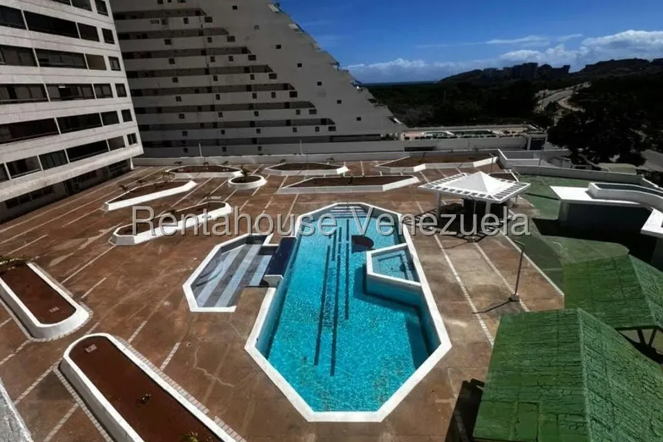 Apartamento (1 Nivel) en Alquiler en Bella Vista, Nueva Esparta - 2