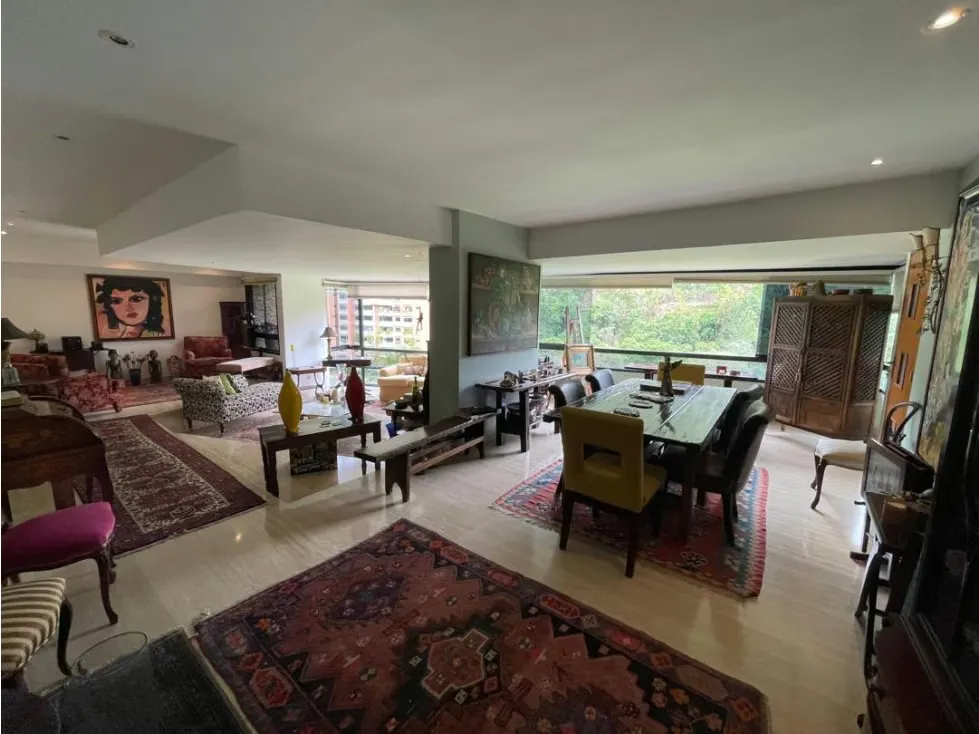 Vendo apartamento amoblado, 260 m2, Lomas de la Lagunita 5523 - 24