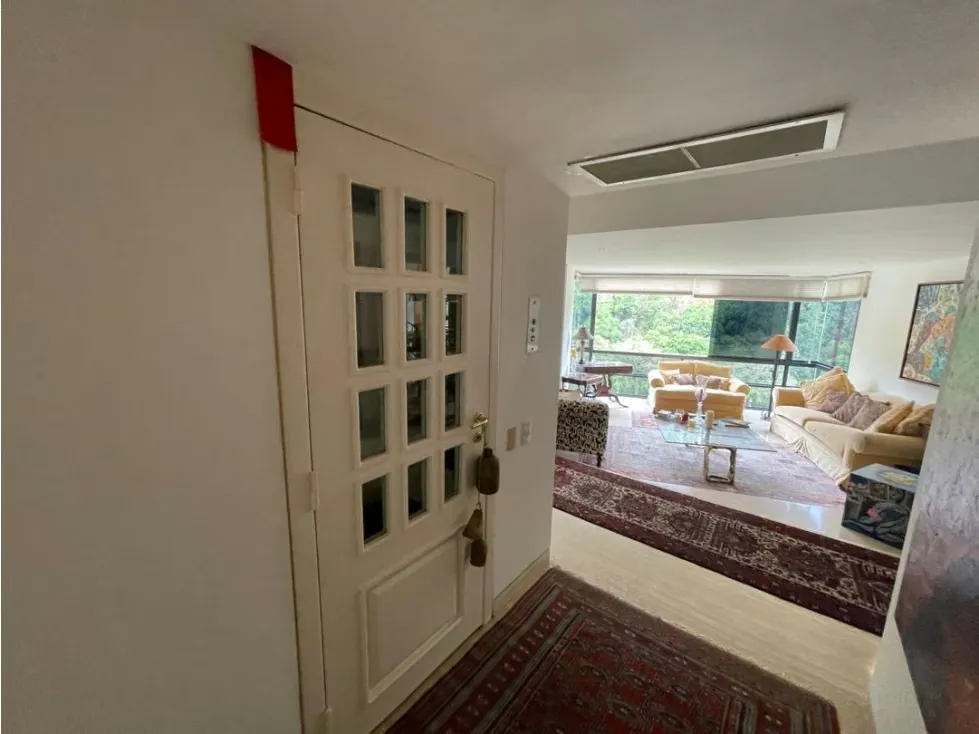 Vendo apartamento amoblado, 260 m2, Lomas de la Lagunita 5523 - 31