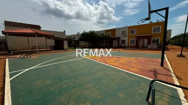 TOWNHOUSE EN CAMINOS DE LA LAGUNITA III - 8