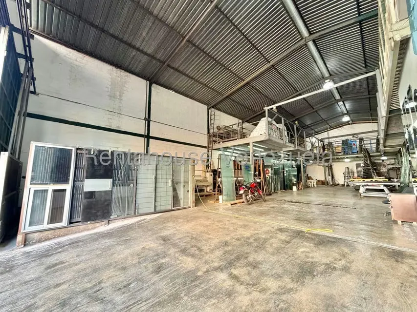 Local Comercial en Alquiler en Catia, Distrito Metropolitano - 3