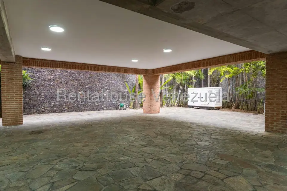 Casa (Multipes Niveles) en Venta en Los Chorros, Distrito Metropolitano - 114