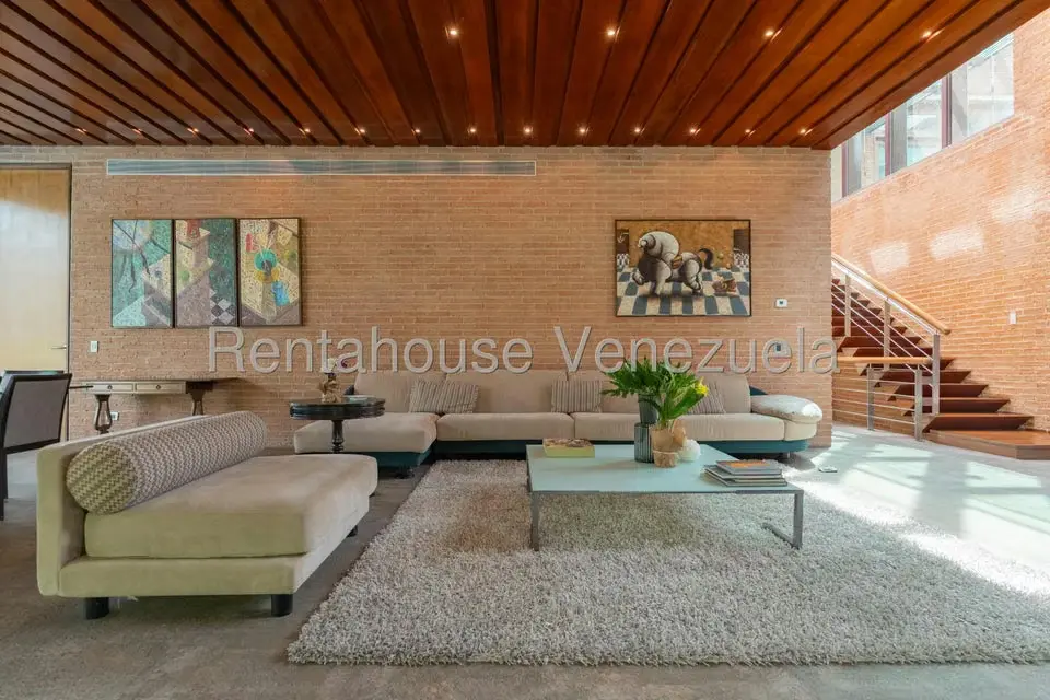 Casa (Multipes Niveles) en Venta en Los Chorros, Distrito Metropolitano - 27