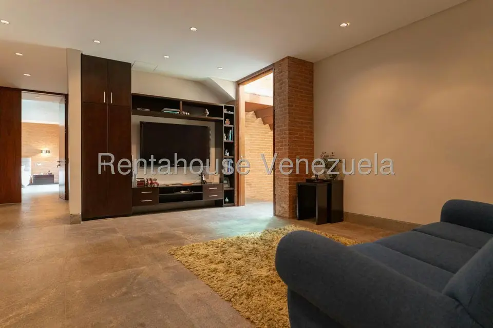 Casa (Multipes Niveles) en Venta en Los Chorros, Distrito Metropolitano - 44