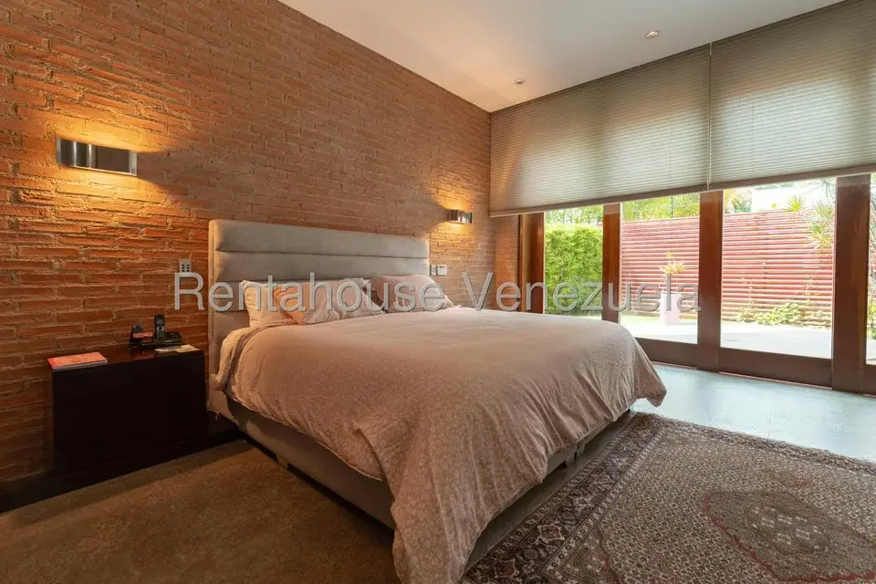 Casa (Multipes Niveles) en Venta en Los Chorros, Distrito Metropolitano - 50