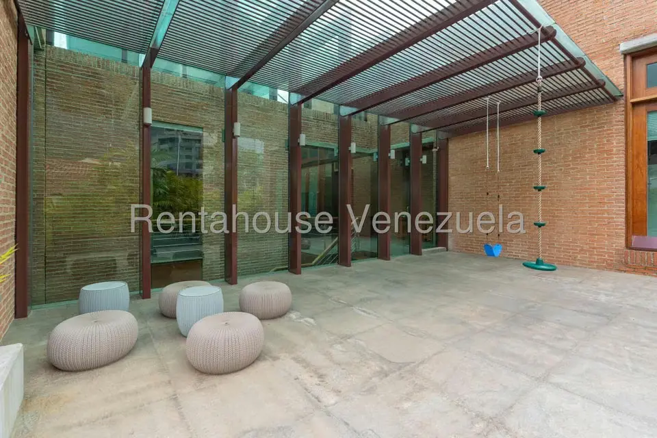Casa (Multipes Niveles) en Venta en Los Chorros, Distrito Metropolitano - 78