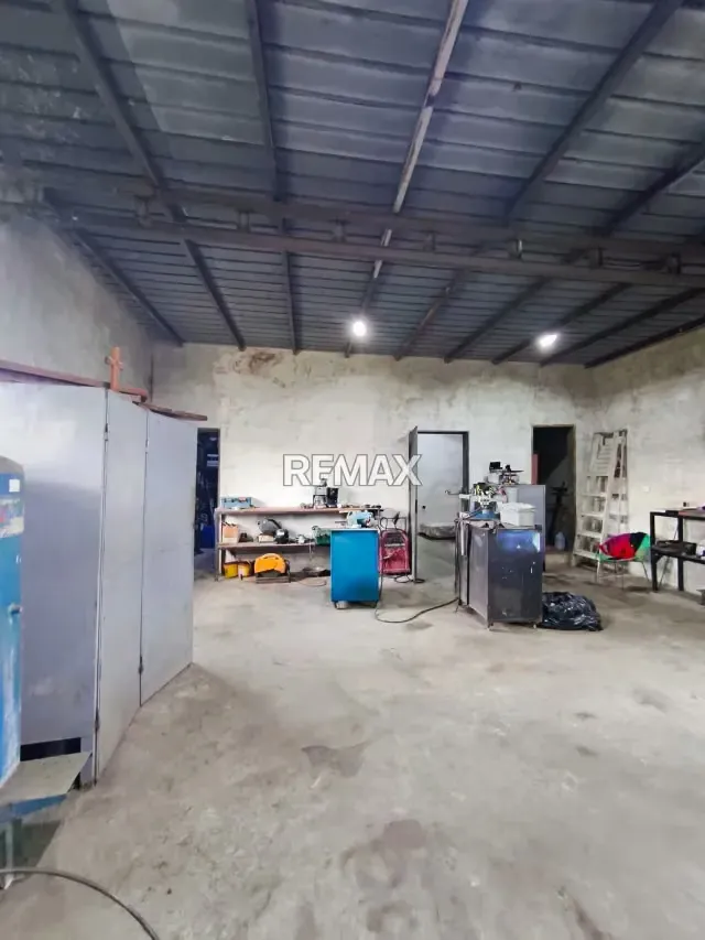 Se vende centro comercial ubicado en Cagua eatado Aragua - 2