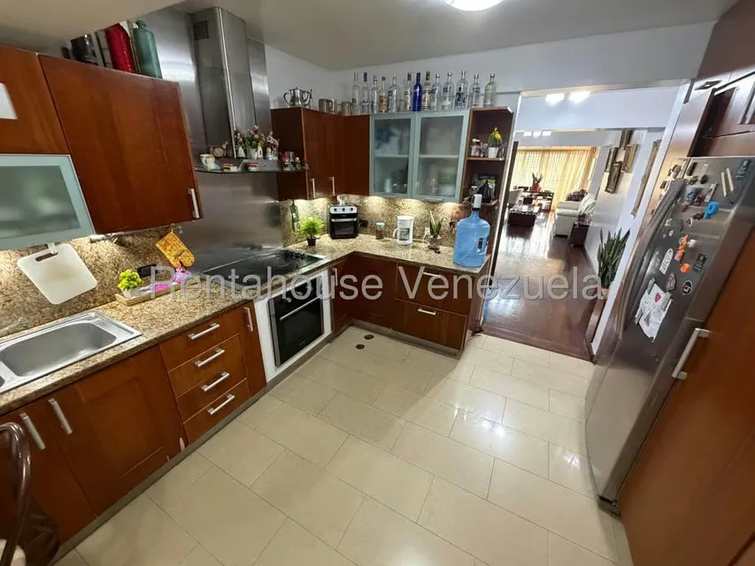 Apartamento (1 Nivel) en Venta en Lomas de La Lagunita, Distrito Metropolitano - 12