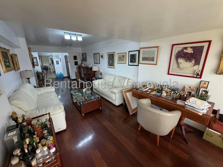 Apartamento (1 Nivel) en Venta en Lomas de La Lagunita, Distrito Metropolitano - 5