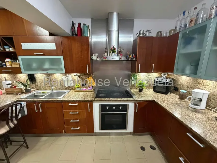 Apartamento (1 Nivel) en Venta en Lomas de La Lagunita, Distrito Metropolitano - 9