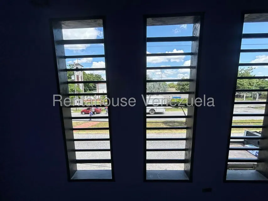 Apartamento (1 Nivel) en Alquiler en Valle Hondo, Lara - 12