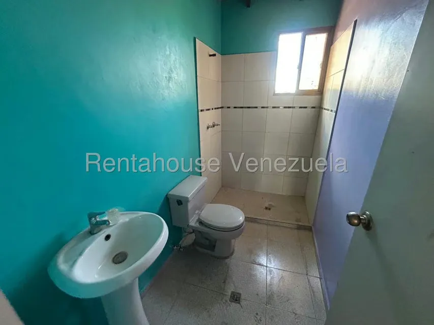 Apartamento (1 Nivel) en Alquiler en Valle Hondo, Lara - 14