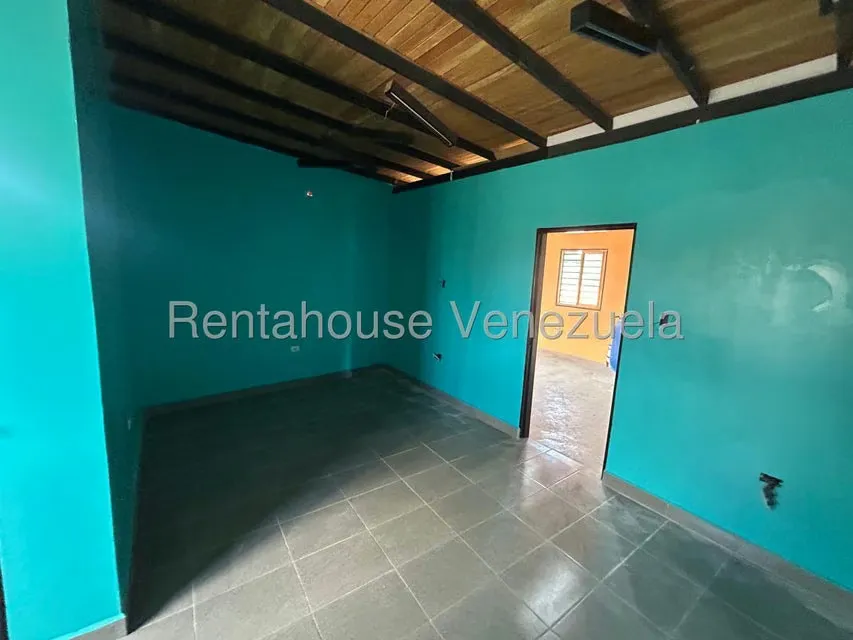 Apartamento (1 Nivel) en Alquiler en Valle Hondo, Lara - 16