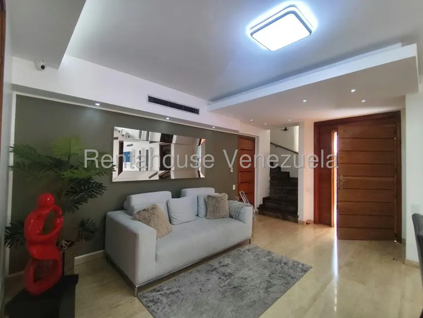 Casa (1 Nivel) en Venta en Lomas de La Lagunita, Distrito Metropolitano - 11