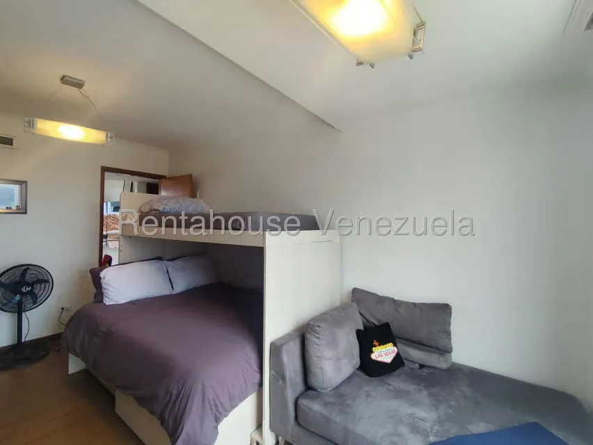 Casa (1 Nivel) en Venta en Lomas de La Lagunita, Distrito Metropolitano - 36