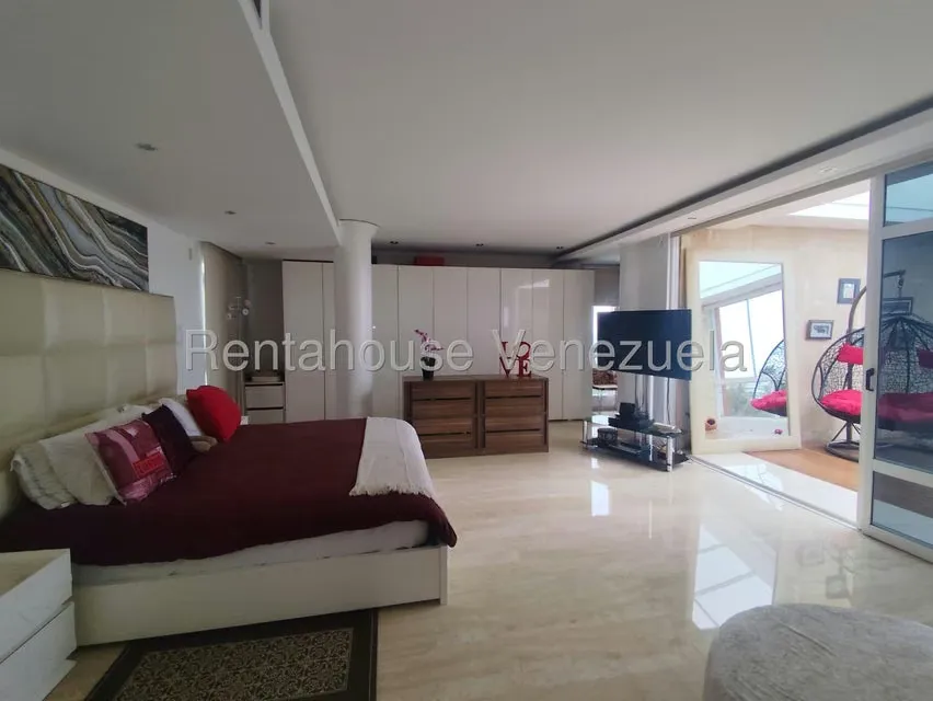 Casa (1 Nivel) en Venta en Lomas de La Lagunita, Distrito Metropolitano - 53