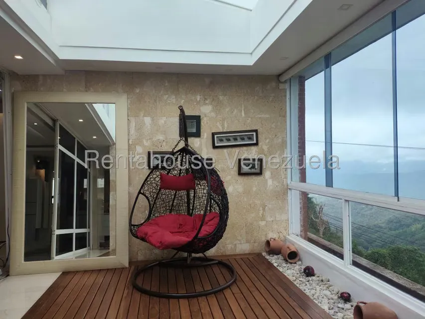Casa (1 Nivel) en Venta en Lomas de La Lagunita, Distrito Metropolitano - 61