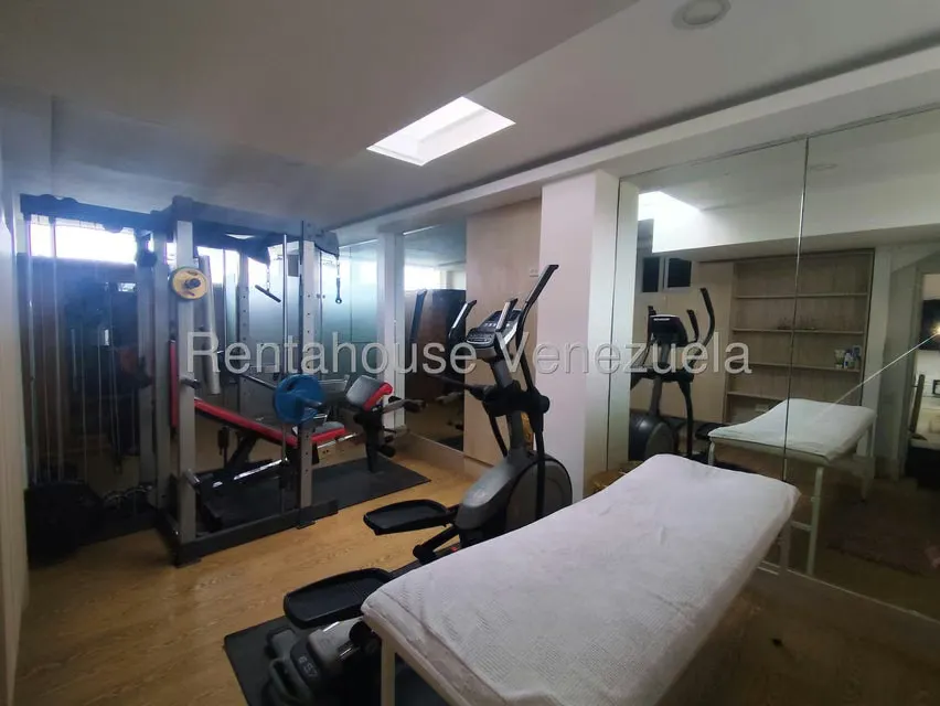Casa (1 Nivel) en Venta en Lomas de La Lagunita, Distrito Metropolitano - 67