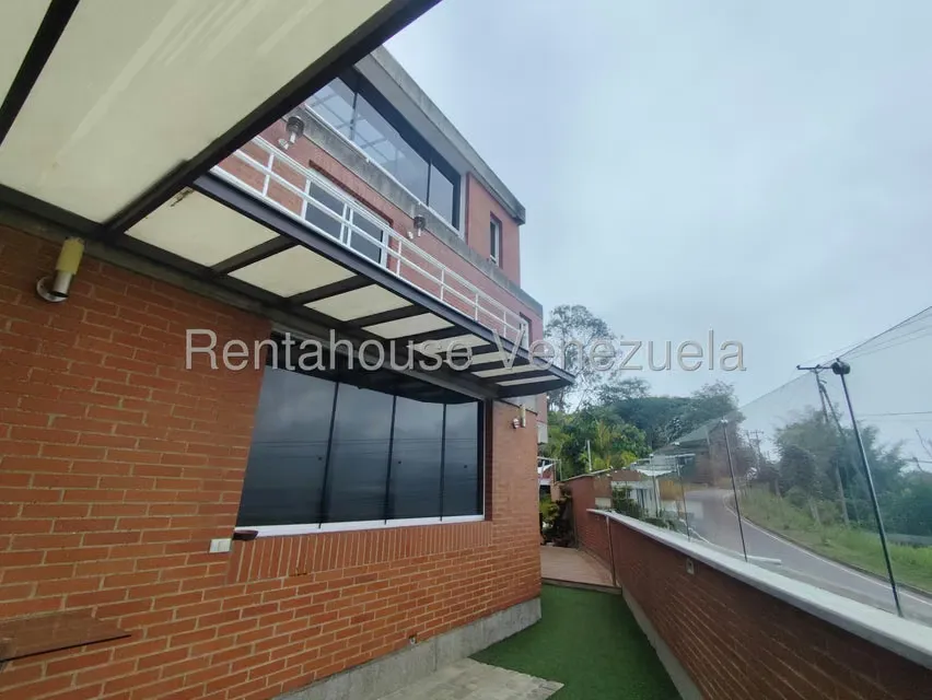 Casa (1 Nivel) en Venta en Lomas de La Lagunita, Distrito Metropolitano - 78