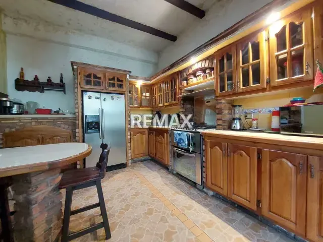 Casa en venta a Pie de Calle Ubicación ESTRATÉGICA! La Concordia - 5