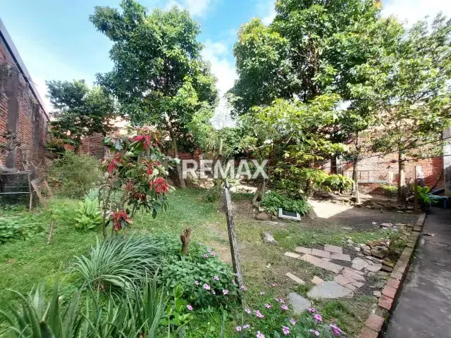 Casa en venta a Pie de Calle Ubicación ESTRATÉGICA! La Concordia - 6