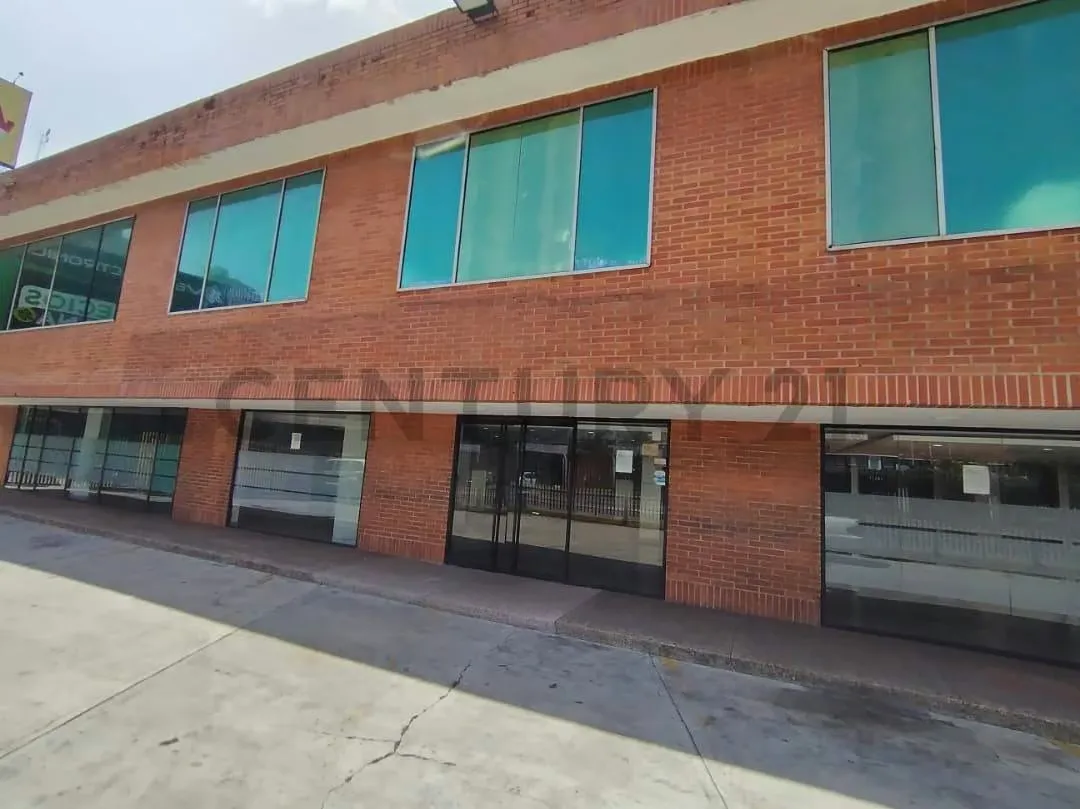 Local Comercial Gran Escala en Venta - 12