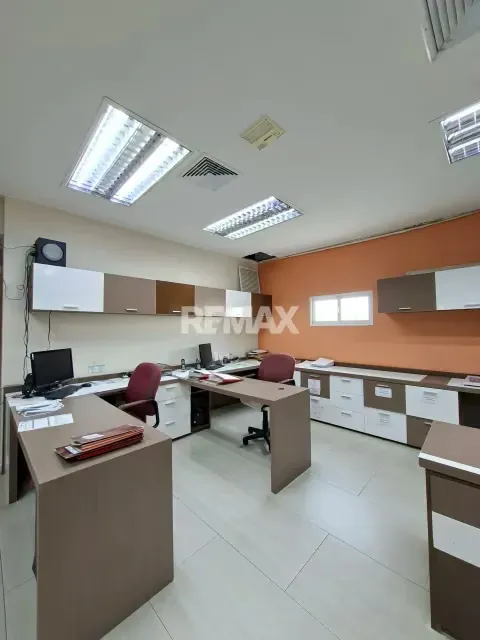 EN VENTA EDIFICIO COMERCIAL EN PORLAMAR - 3