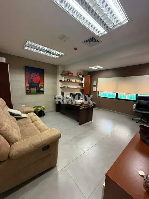 EN VENTA EDIFICIO COMERCIAL EN PORLAMAR - 5