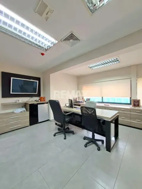 EN VENTA EDIFICIO COMERCIAL EN PORLAMAR - 6